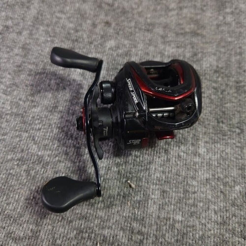 LEW'S Laser Speed Spool SLP 7.1:1 Right Hand Baitcast Reel Red Black Preowned